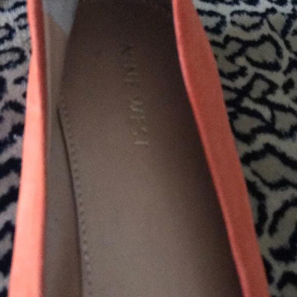 Orange suede ballet flats - Picture 3 of 3